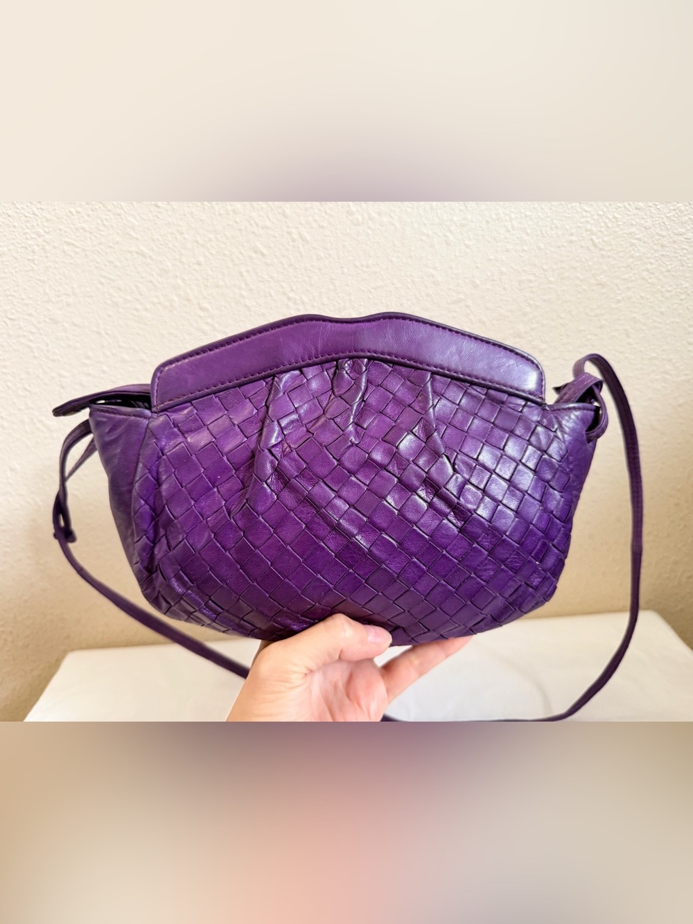 Vintage 80s Bonwit Teller Italian Genuine Leather Woven Intrecciato Purple Bag